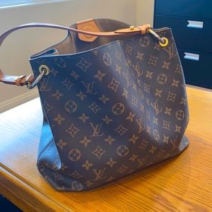 Louis Vuitton Graceful PM